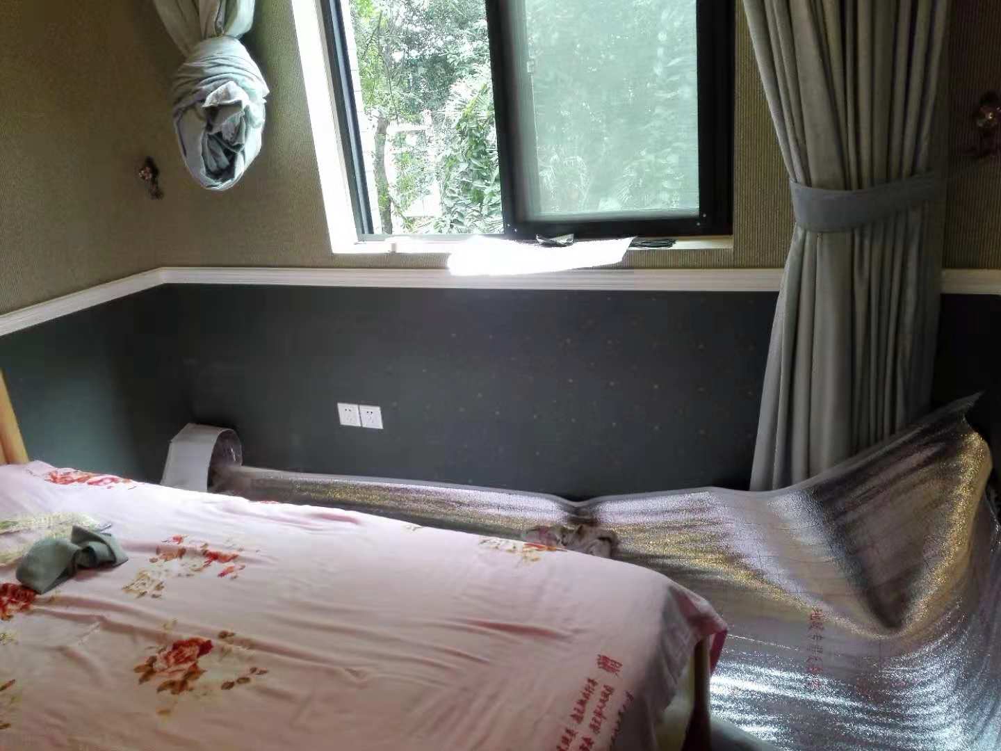 1541002872763641.jpg 246509345973926945.jpg